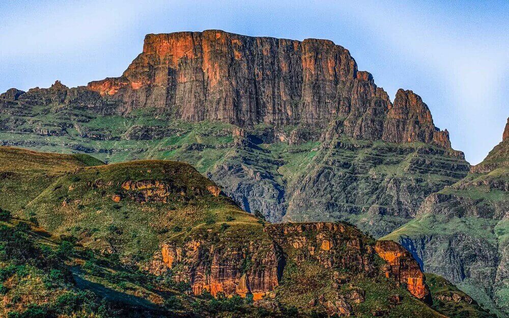 Table Mountain sunset in Cape Town South Africa